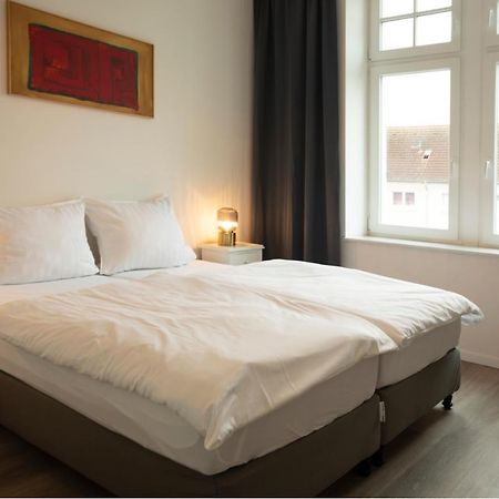 Apartment direkt am Hafen - mit Terrasse und UHD TV Dortmund Exterior foto