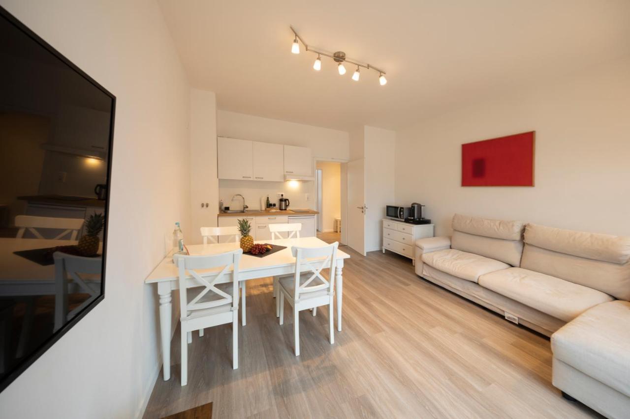 Apartment direkt am Hafen - mit Terrasse und UHD TV Dortmund Exterior foto